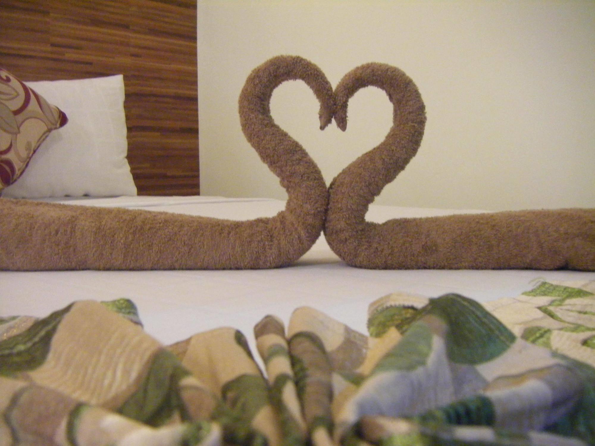 Feliness Resort Manoc-Manoc Bagian luar foto