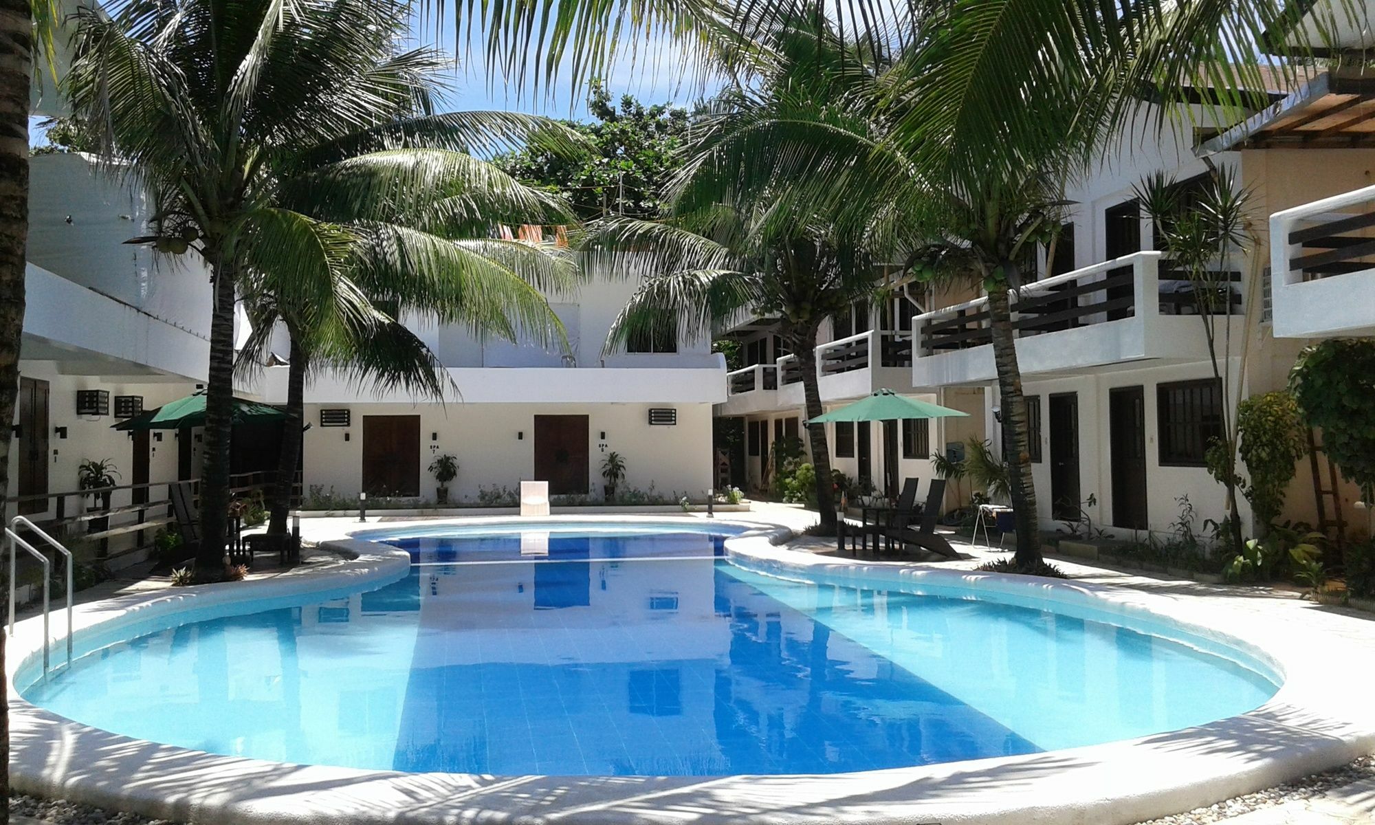 Feliness Resort Manoc-Manoc Bagian luar foto