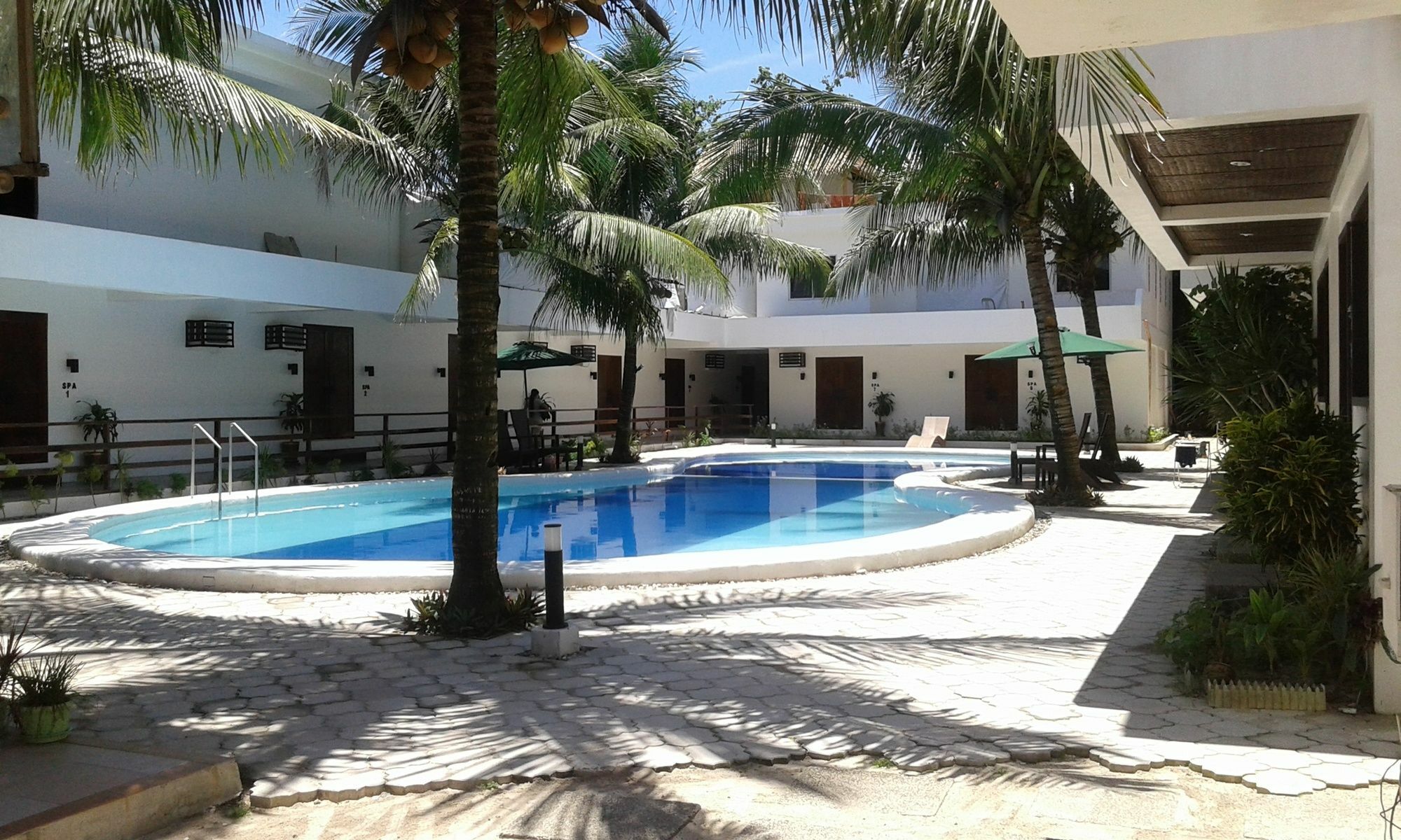 Feliness Resort Manoc-Manoc Bagian luar foto